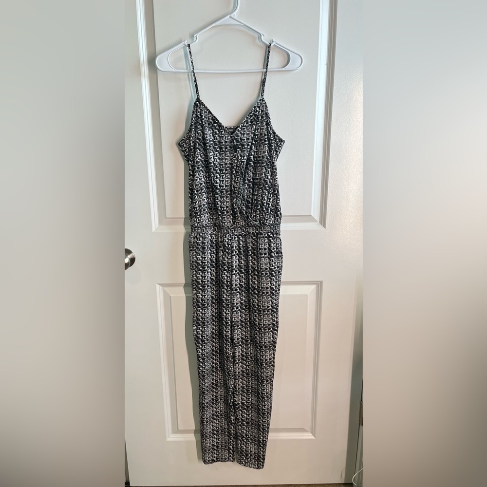 Express spaghetti strap jumpsuit. Size small, black, grey, and white pattern